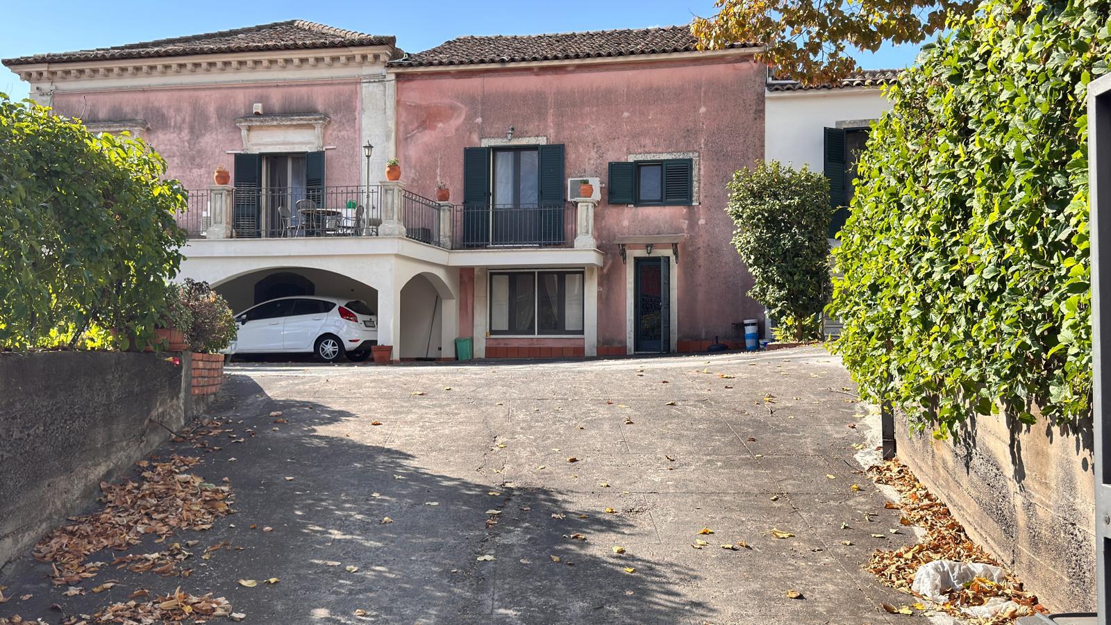 Vendita villa in città San Gregorio di Catania Sicilia